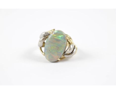 Impressive Ladies Oval Opal Set 18ct Yellow gold ring with White Gold Shoulders, 7.5g total weight