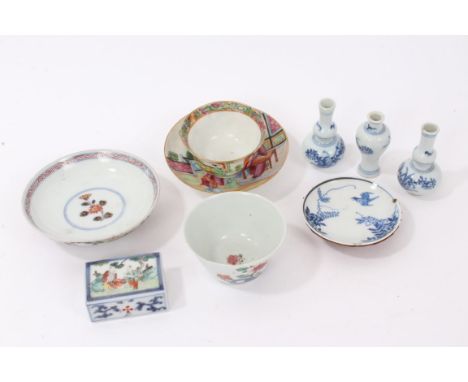 19th century Chinese famille rose scholars' scroll weight with painted figure decoration, 5.1cm, garniture of three miniature