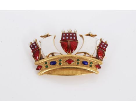 Late Victorian gold and enamel mural crown brooch with fine enamelled jewelled decoration, 35mm 