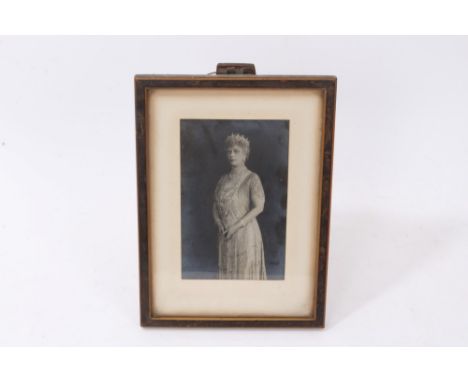 HM Queen Mary - signed presentation photograph of Her Majesty wearing a diamond tiara and pearls, signed in ink ’Mary R 1931’