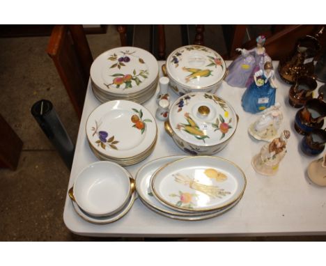 A quantity of Royal Worcester "Evesham" oven to table ware 