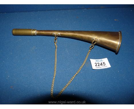 A copper hunting horn