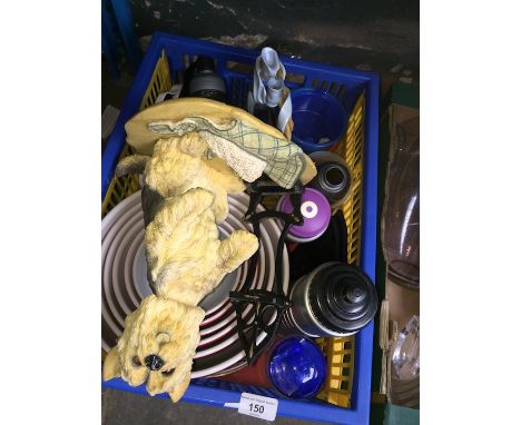A box of Hell's Kitchen ceramic mixing bowls, a waffle maker machine, an Expresso diner service set, etc. 