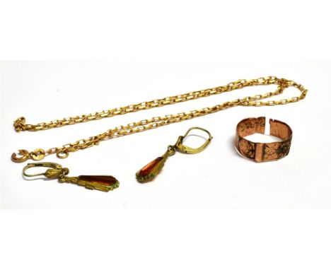 A COLLECTION OF JEWELLERY  comprising a marked 375 chain link necklace (broken clasp), weight 3.3grams, a 9ct rose gold ring 