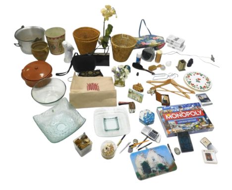 A Royal Worcester strawberries pattern platter, decorative waste paper bin, baskets, ceramic parrot, etc. (a large quantity)