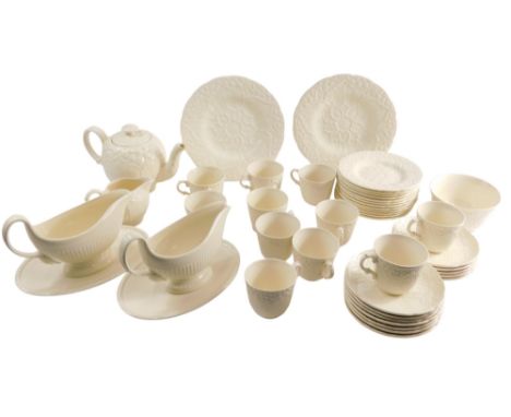 A modern Wedgwood Creamware part tea service, to include a cauliflower shaped teapot, etc., and other similar items. 