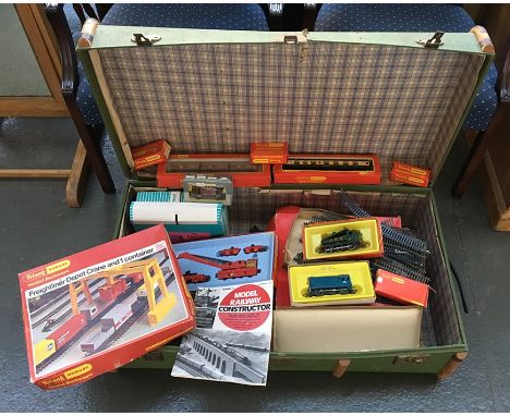 A large quantity of Hornby Triang to include 00 track, rolling stock (fish van, mineral wagon, milk wagon, R.123 horse box, b