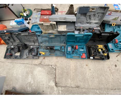 AN EXTREMELY LARGE ASSORTMENT OF POWER TOOLS TO INCLUDE MAKITA DRILLS, A MAKITA RECIPRICATING SAW, SDS DRILLS AND JIGSAWS ETC