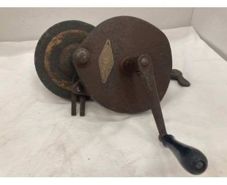 A VINTAGE 'NIAGARA FALLS' BENCH GRINDER 