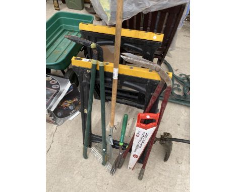 A PAIR OF FOLDING SAW BENCHES AND AN ASSORTMENT OF GARDEN TOOLS TO INCLUDE A RAKE AND SHEARS ETC 