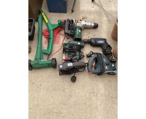 AN ASSORTMENT OF POWER TOOLS TO INCLUDE A ARKSIDE NAIL GUN, A SANDER AND TWO DRILLS ETC 