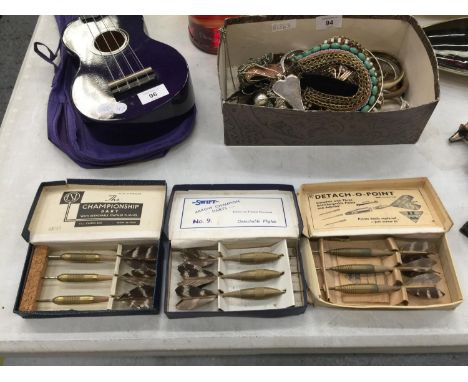 THREE BOXED SETS OF VINTAGE DARTS TO INCLUDE SWIFT, T.S.L. AND LL PRODUCTS, ALL WITH DETACHABLE FEATHER FLIGHTS 