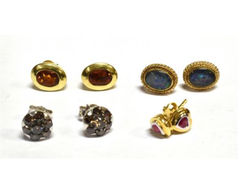 FIVE PAIRS OF VINTAGE GOLD AND GEM SET STUD EARRINGS INCLUDING A PAIR OF SMALL OVAL OPAL-DOUBLET STUDS stamped '9ct', 2.2g gr