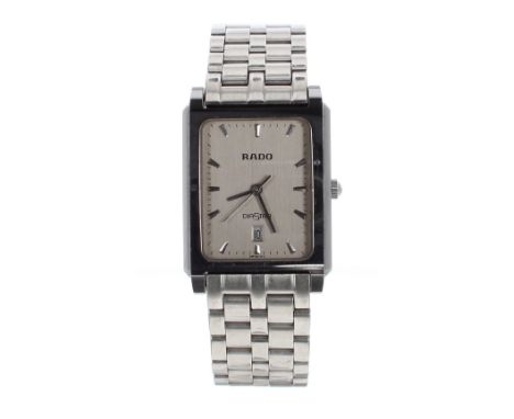 Rado DiaStar rectangular stainless steel gentleman's bracelet watch, ref. 129.0563.3, rectangular silvered dial, quartz, 26mm