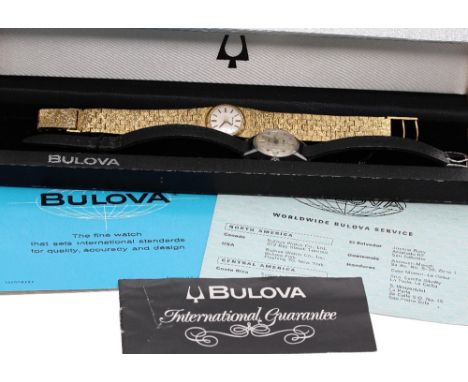 Bulova automatic stainless steel lady's wristwatch, silvered dial with baton markers, date aperture and sweep centre seconds,