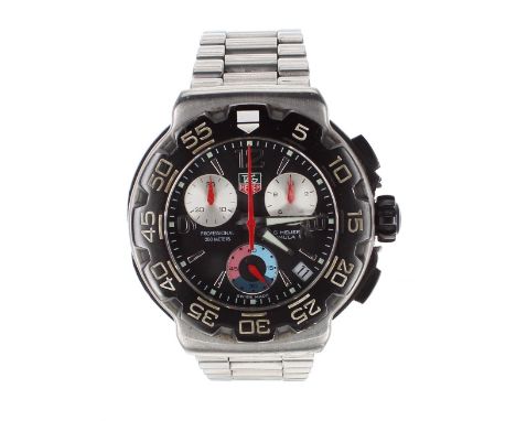 Tag Heuer Formula 1 Professional 200m Chronograph stainless steel gentleman's bracelet watch, ref. CAC1110-0, black dial with