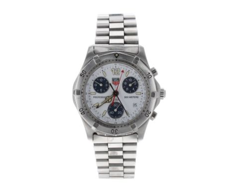 Tag Heuer 2000 Series Professional 200m Chronograph stainless steel gentleman's bracelet watch, ref. CK1111, circular white d