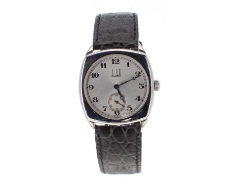Dunhill stainless steel gentleman's wristwatch, ref. 115 SVMM, circular silvered dial with Arabic numerals, outer minute trac