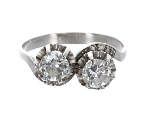 Platinum two stone diamond crossover ring, round brilliant-cuts, each 0.65ct approx, clarity SI1-2, colour H/I, 5.3gm, ring s