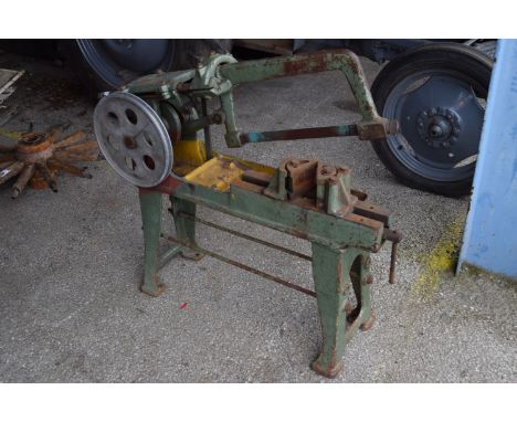 VINTAGE BELT DRIVEN RAPIDOR HACKSAW