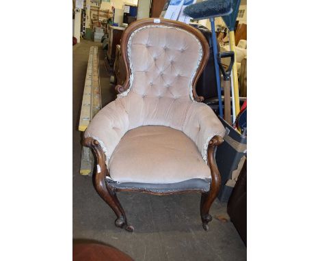 VICTORIAN MAHOGANY BUTTON BACK ARMCHAIR FOR RESTORATION
