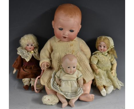 Dolls - a Johann Walther &amp; Sohn porcelain socket head doll, fixed eyes, open mouth with teeth, blond wig, composite body 