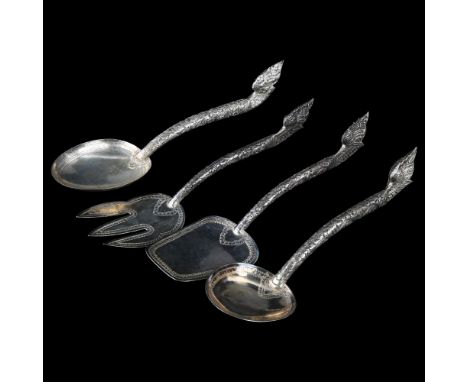 A set of 4 Thai 900 silver serving flatware, allover chased foliate decoration, stamped Than, largest length 26cm, 9.8oz tota