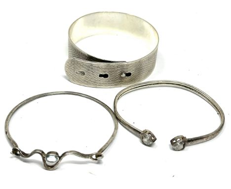 3 vintage silver bangle bracelets weight 39g 