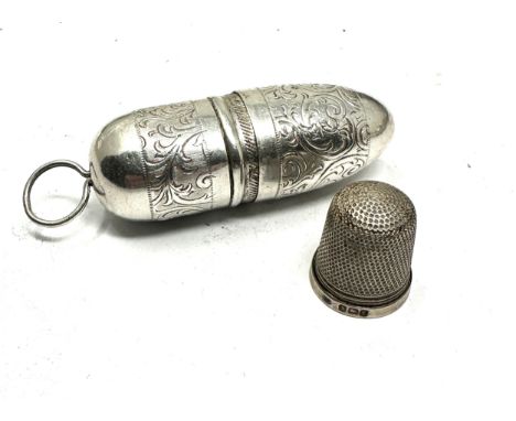 Vintage silver thimble &amp; needle case xrt tested as silver case measures 5cm drop 