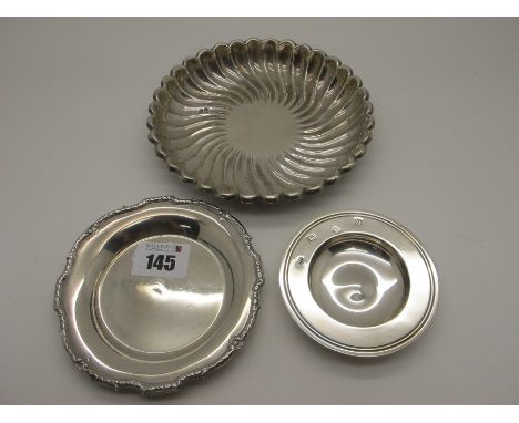 A Hallmarked Silver 'Armada' Pin Dish, RC, London 1986, bearing feature hallmarks, 8.3cm diameter (42grams); Together with A 