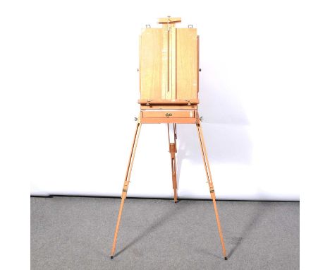 Two travelling easels, including a Mabef M22 Venetian full-box field easel, and a Windsor Newton sketch easel.Qty: 2