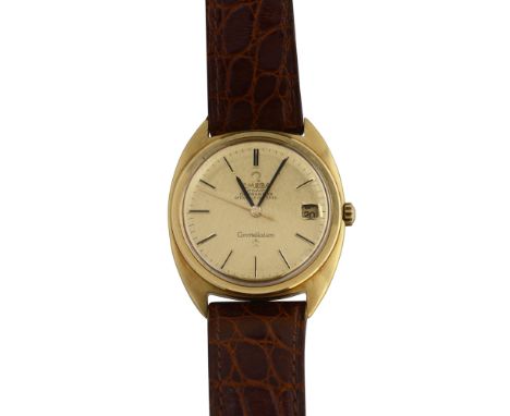 An 18k Omega automatic chronometer Constellation gentleman's wristwatchthe gilt dial with baton numerals and calendar apertur