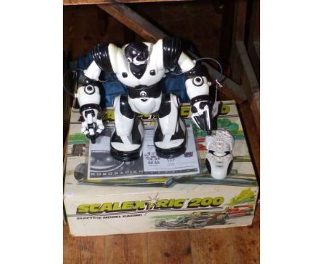 Scalextric 200 boxed robot and camera and bag