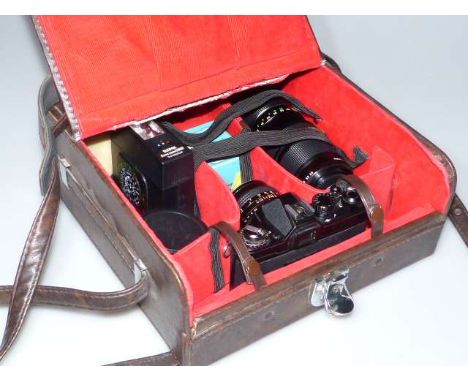 Chimon camera, lenses, Sunpak Auto Zoom 2600 flash, etc