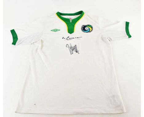 NEW YORK COSMOS; a signed retro style football shirt, signed to front by Beckenbauer and Cruyff, size 40.Condition Report: Li