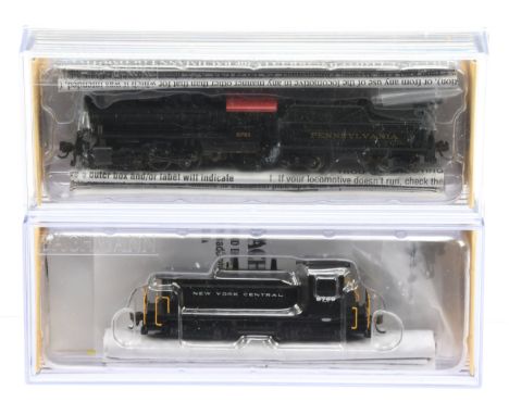 Bachmann N Gauge pair of Locomotives comprising of Ref 51564 2-6-2 Prairie Steam Locomotive No. 2761 "PRR" and Ref 61654 NW-2
