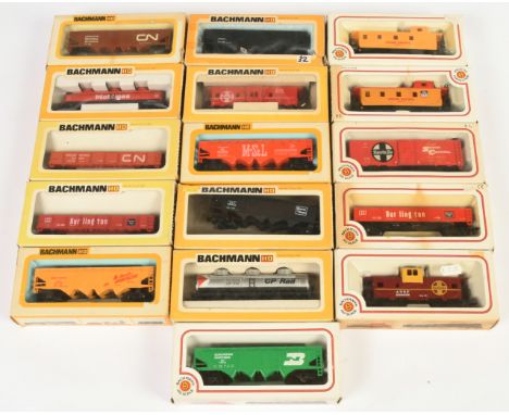 Bachmann HO Group of boxed wagons. To include 1024 42' Open Quad Hopper "Boston &amp; Maine" - missing packing, 73700 Off Cen