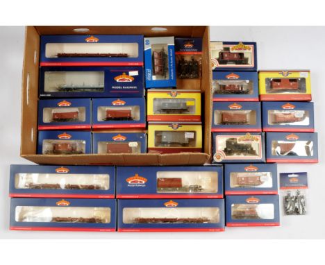 Bachmann, Dapol &amp; Oxford Rail. Group of boxed wagons. To include Bachmann 33-183 10T Salt Wagon "Tees Salt - Stockton Ltd