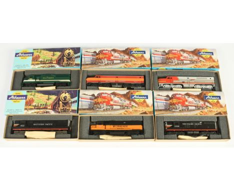 Athearn HO Gauge group of Diesel Power &amp; Dummy Locomotives to include Ref 4786 GP59 Dummy Diesel Locomotive No. 4610 "Sou