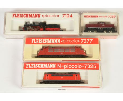 Fleischmann N Gauge group of Locomotives to include 7124 0-6-0 Loco and Tender black Class 53 No.537752, 7230 Bo-Bo DB maroon