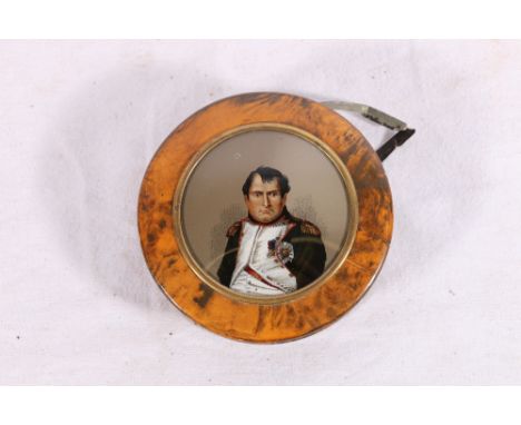 19th century French portrait miniature turned burr wood and tortoiseshell snuff box, the cover depicting a portrait of Napole