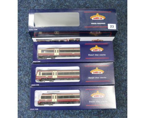 Bachmann Branch-Line OO gauge Class 170 Turbostar three-car DMU set Strathclyde PTE 32-462, boxed 