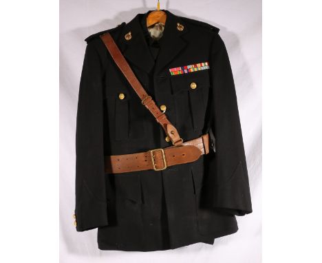 Army Chaplin's jacket with enamel collar badges, brass buttons by Gaunt of London and medal ribbons for MBE, Korea medal, Uni
