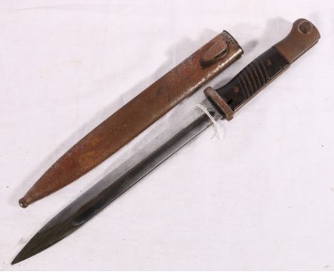 German S84/98 knife bayonet with hatched Bakelite grip, the ricasso stamped JWh for French (occupied) maker Manufacture Natio