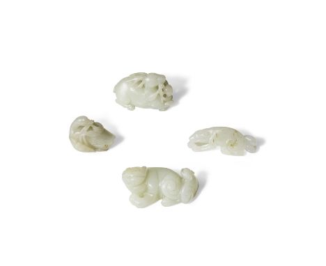 ENSEMBLE DE QUATRE PETITS ANIMAUX EN JADE BLANC SCULPTÉXVIIIe/XIXe siècleA GROUP OF FOUR SMALL WHITE JADE ANIMAL CARVINGS18th