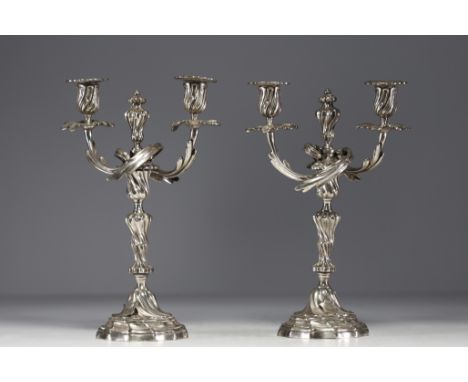 A pair of Louis XV silver-plated bronze candlesticks. at first glance: no defect - Weight: 4.70 kg - Shipping unavailable - R