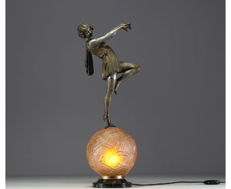 Emile Joseph CARLIER (1849-1927) â€˜Danseuseâ€™ Large Art Deco lamp in regula and sandblasted glass, circa 1920. at first gla