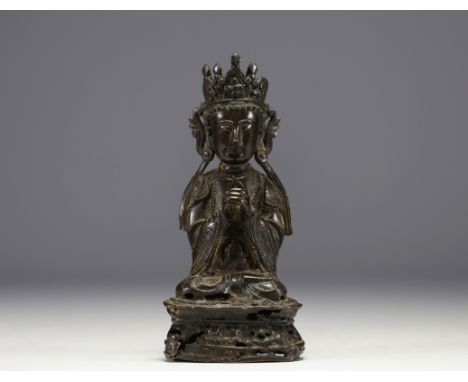 China - Guanyin, bronze statuette from the Ming period. Normal wear - Weight: 1.00 kg - Shipping available - Region: Chine - 