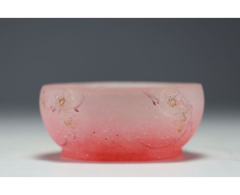 Amalric WALTER (1870-1959) attr. to - Glass paste bowl with floral decoration, signed.&nbsp;at first glance: no defect - Weig