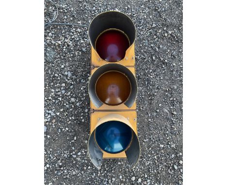 Traffic light. - THIS LOT IS TO BE COLLECTED BY APPOINTMENT FROM DUGGLEBY STORAGE, GREAT HILL, EASTFIELD, SCARBOROUGH, YO11 3